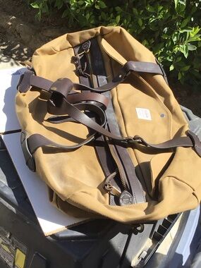 Filson duffle bag newer conditions style 222,